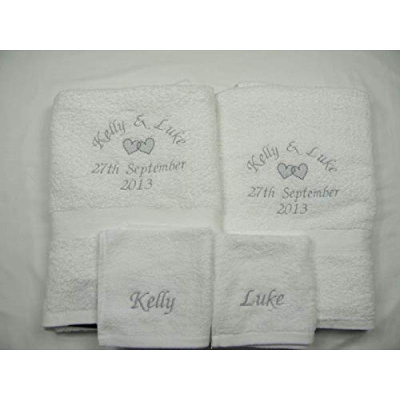 Giftsabc Towel Set with Heart Design