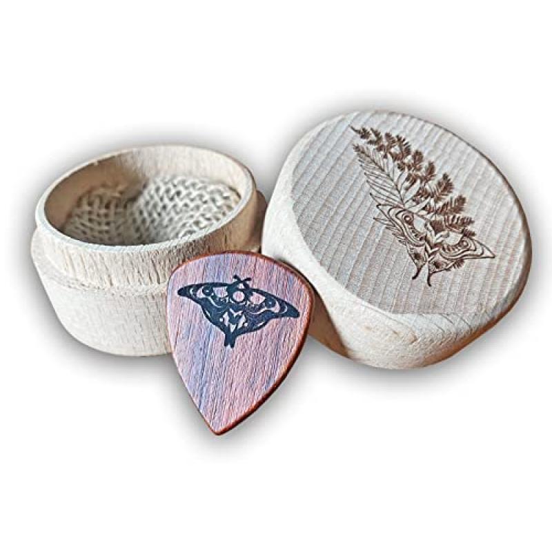 Joel Moth and Ellie Tattoo Guitar Plectrum Set