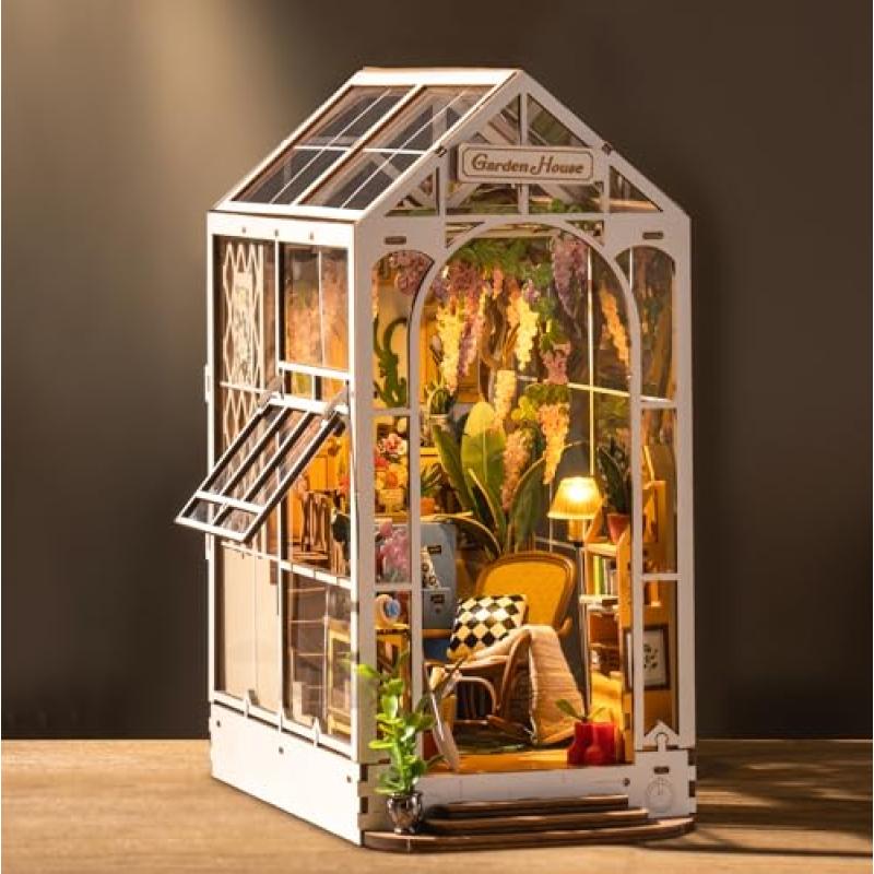 ROBOTIME Book Nook Gardenhouse Kit