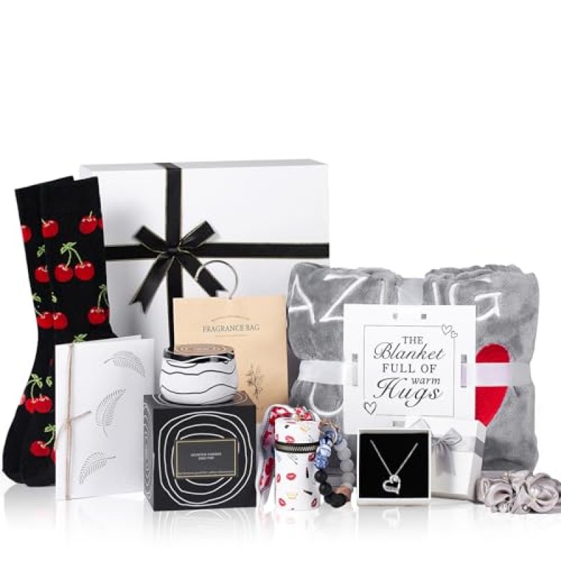 Mum Gift: Blanket Necklace