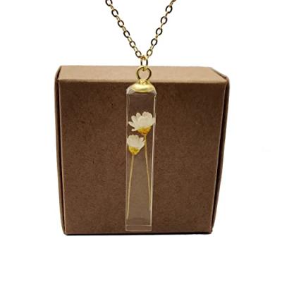 Daisy Cube Pendant Necklace