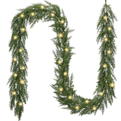 Valery Madelyn 9ft/275cm Christmas Garland with…