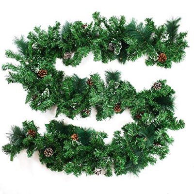 TRIXES Christmas Garland