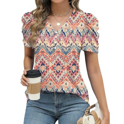 EFFAN Floral V-Neck Blouse