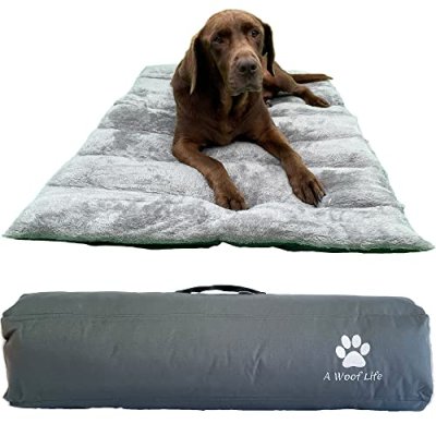 A WOOF LIFE Travel Dog Bed