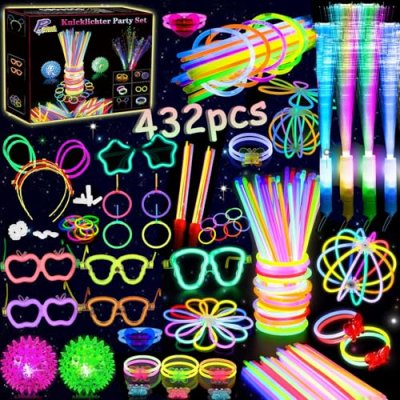 ZycBernoi Glow Stick Set